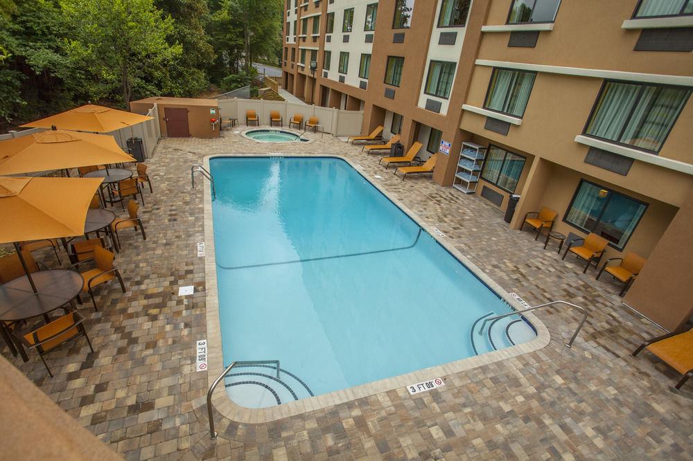 Courtyard By Marriott Charlotte Airport Loso Exterior foto