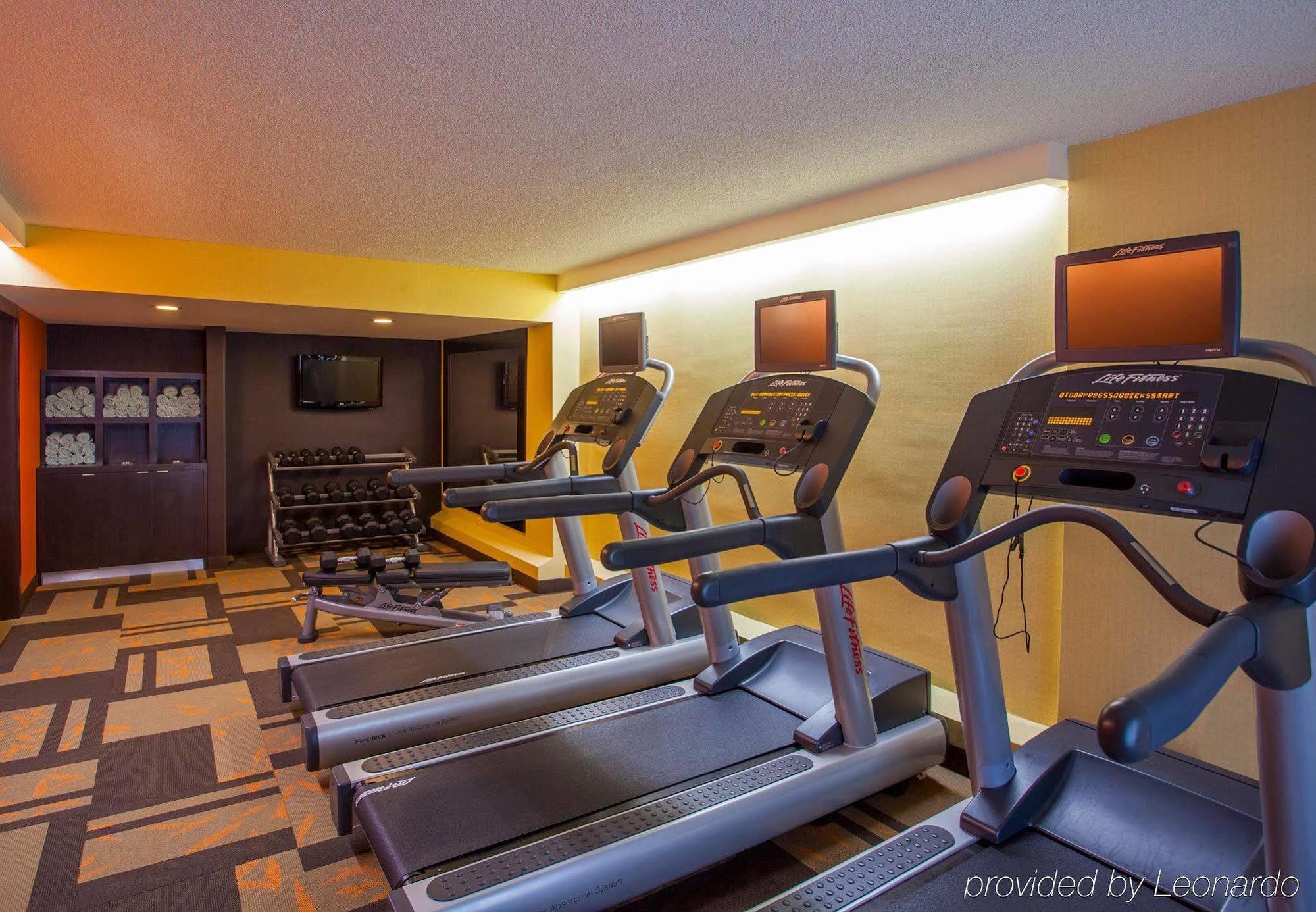 Courtyard By Marriott Charlotte Airport Loso Facilidades foto