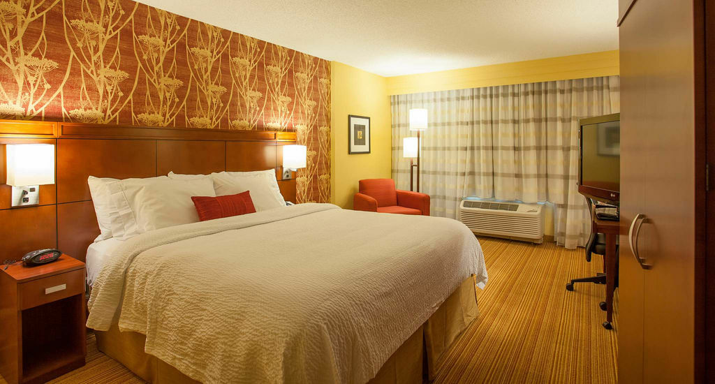 Courtyard By Marriott Charlotte Airport Loso Exterior foto